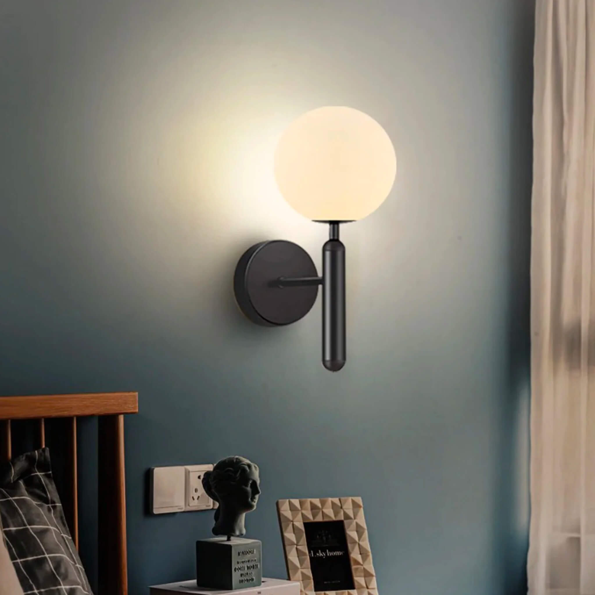 Lollipop Wall Light • Black